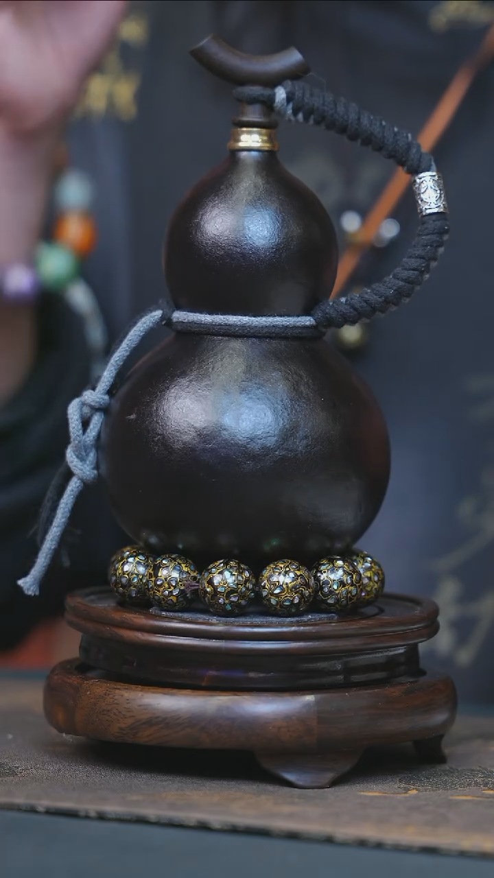 【闪购商品】YH156大漆酒葫芦不包手串及旋转底座