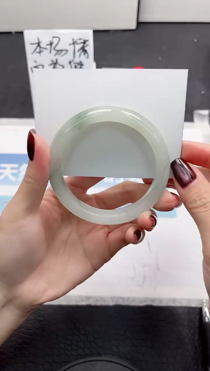 【闪购商品】石英质玉手镯未镶嵌362-58.3