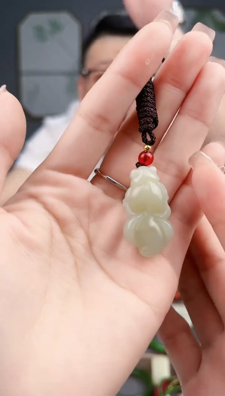 【闪购商品】和田玉颈饰未镶嵌多样性发货拍一单发一个