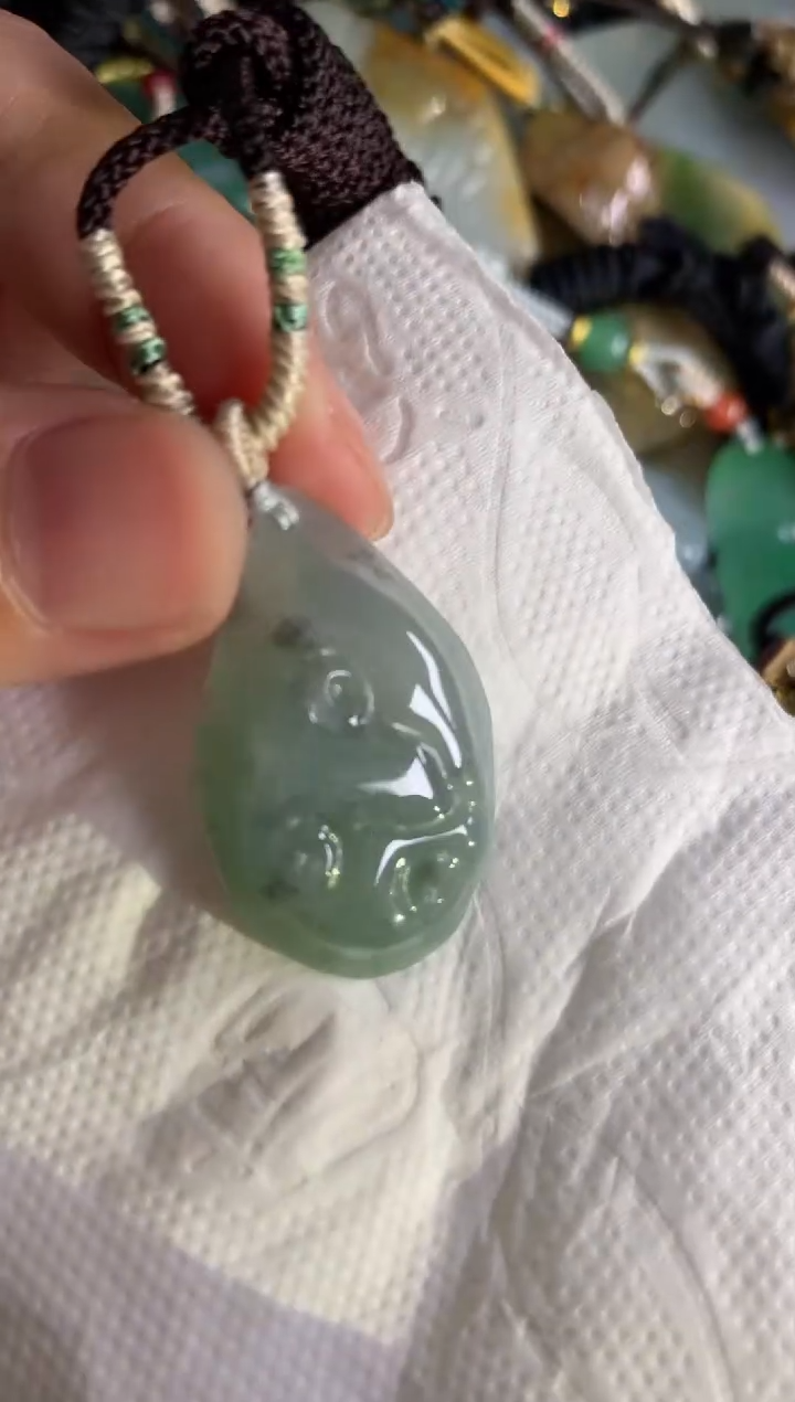 【闪购商品】翡翠颈饰未镶嵌吊坠