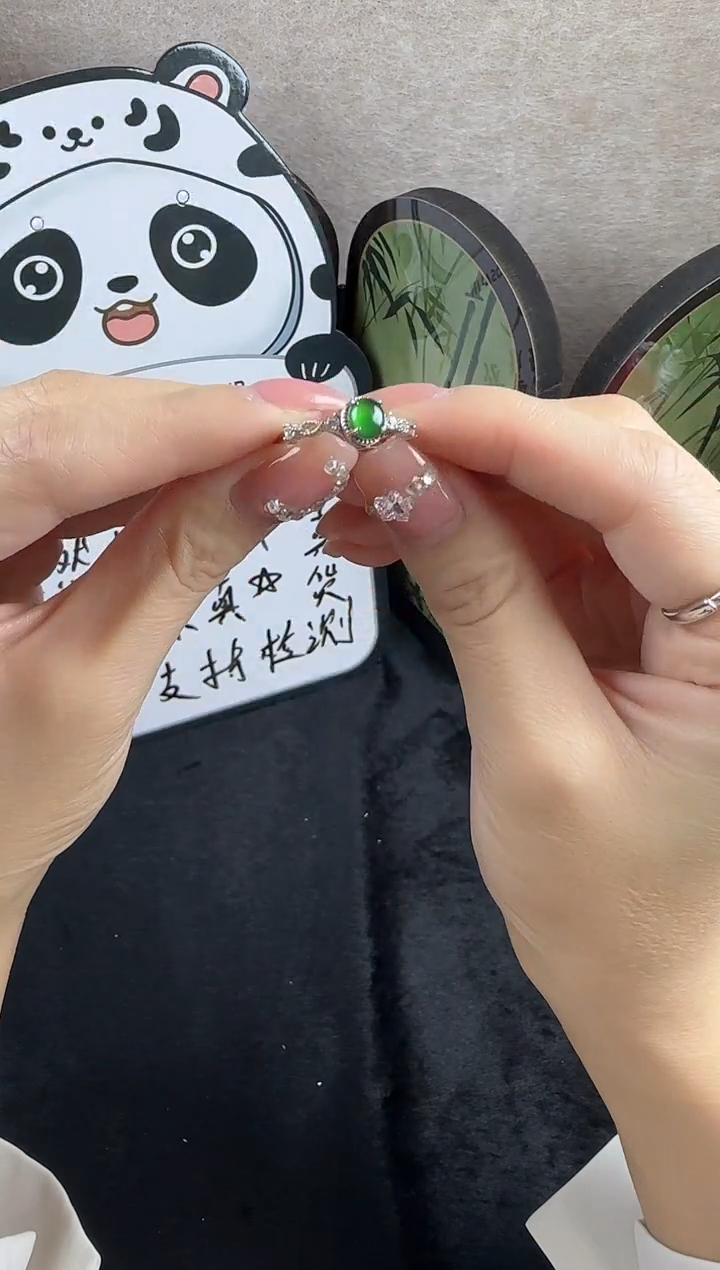 无925银阳绿戒指