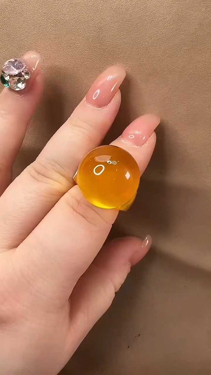 琥珀颈饰未镶嵌戒指