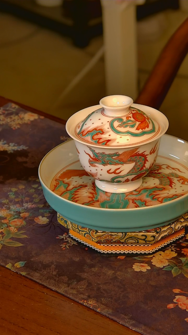 杯手工手绘杯杯很美丽