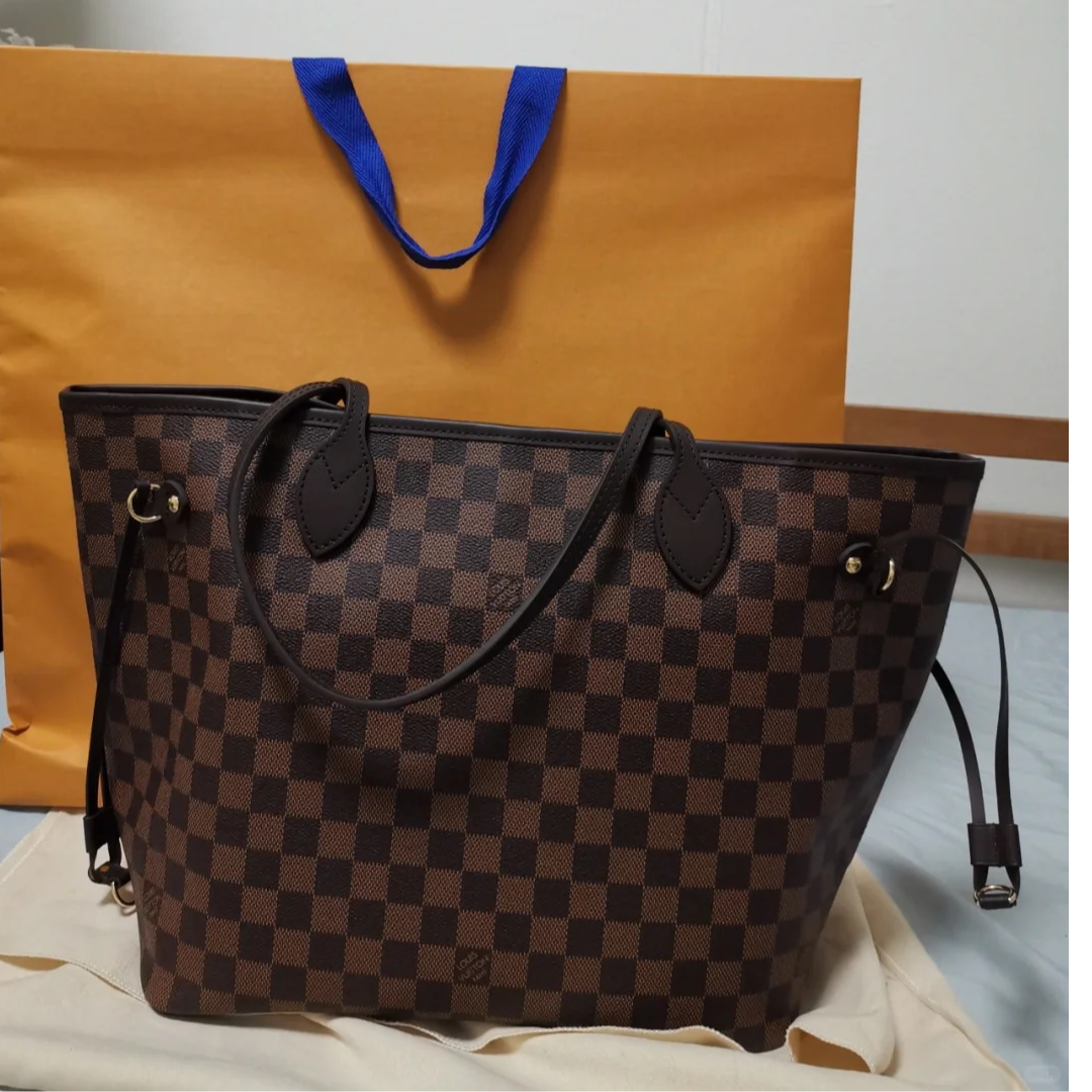99新 LouisVuitton/路易威登 【杨贵妃专属】LV中号棋盘格tote包