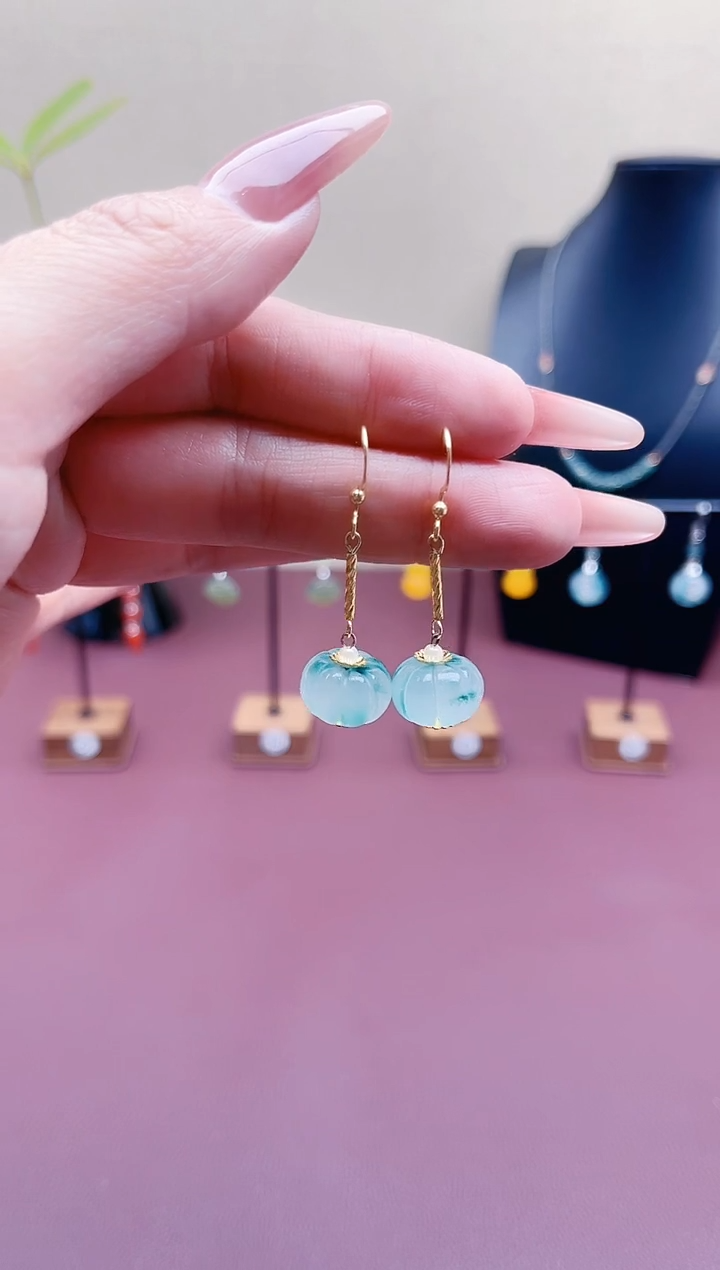 未镶嵌石英质玉（天山翠）耳饰00大南瓜