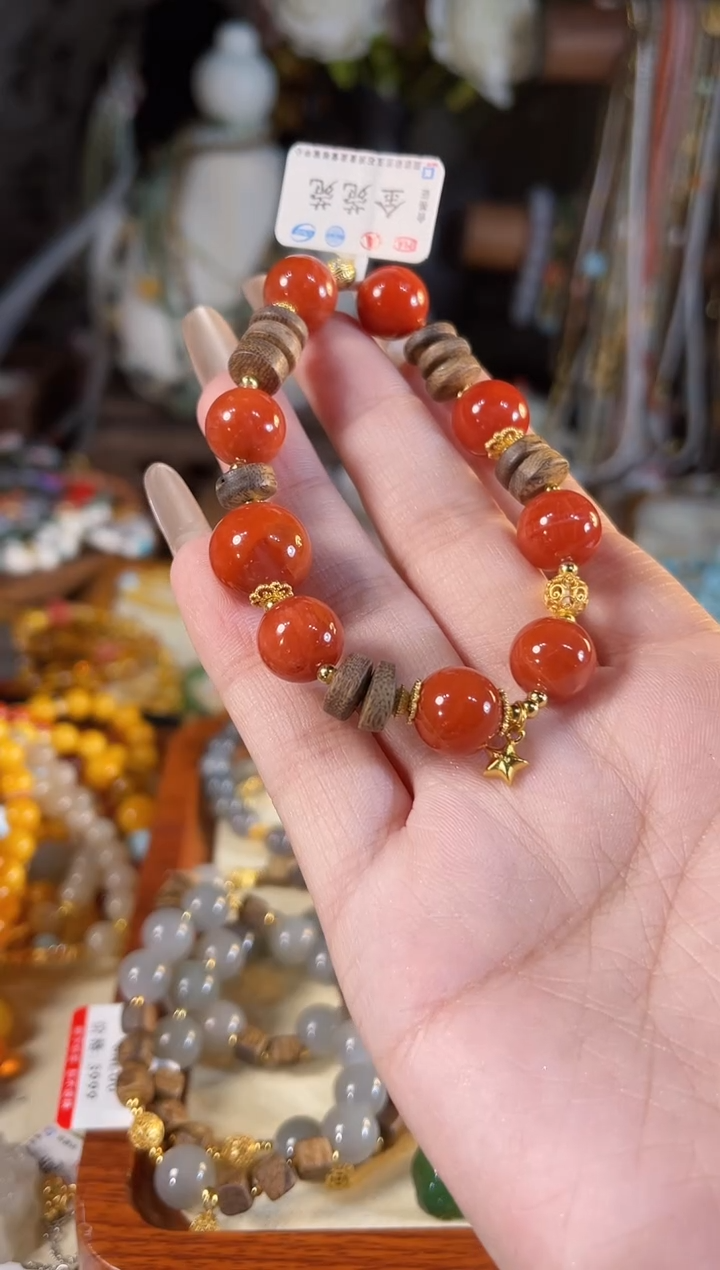 【闪购商品】南红玛瑙手链未镶嵌多样性发货其一