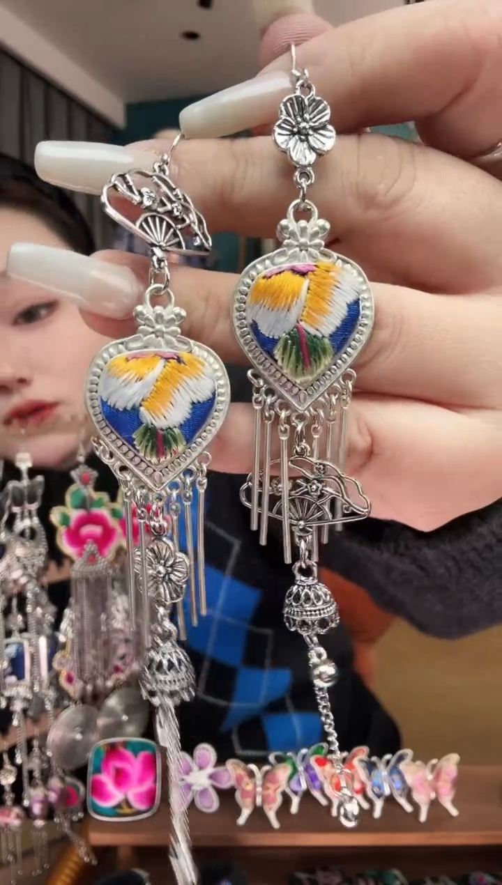 刺绣纯手工民族风刺绣耳环