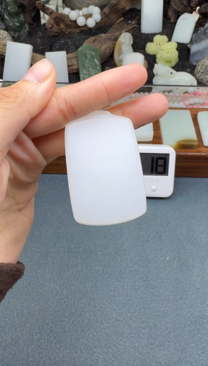 【闪购商品】和田玉颈饰未镶嵌开心