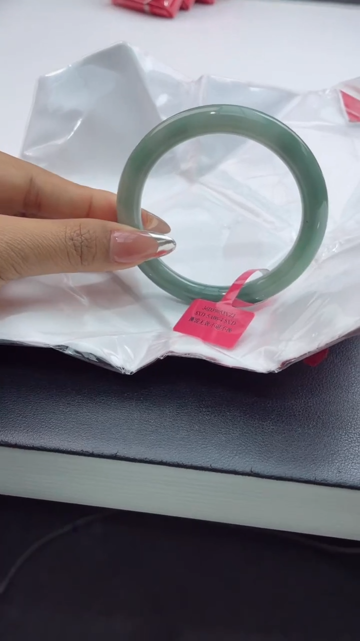 【闪购商品】翡翠手镯未镶嵌23翡翠手镯