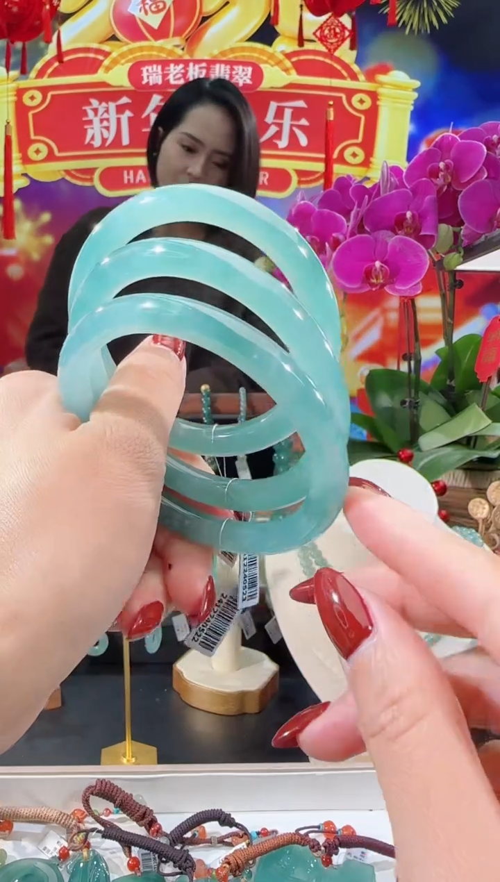 【闪购商品】翡翠手镯未镶嵌圆条圈口可选多样性发一