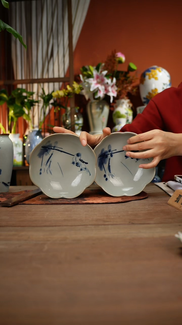 当代高温釉下彩手绘陶瓷餐具