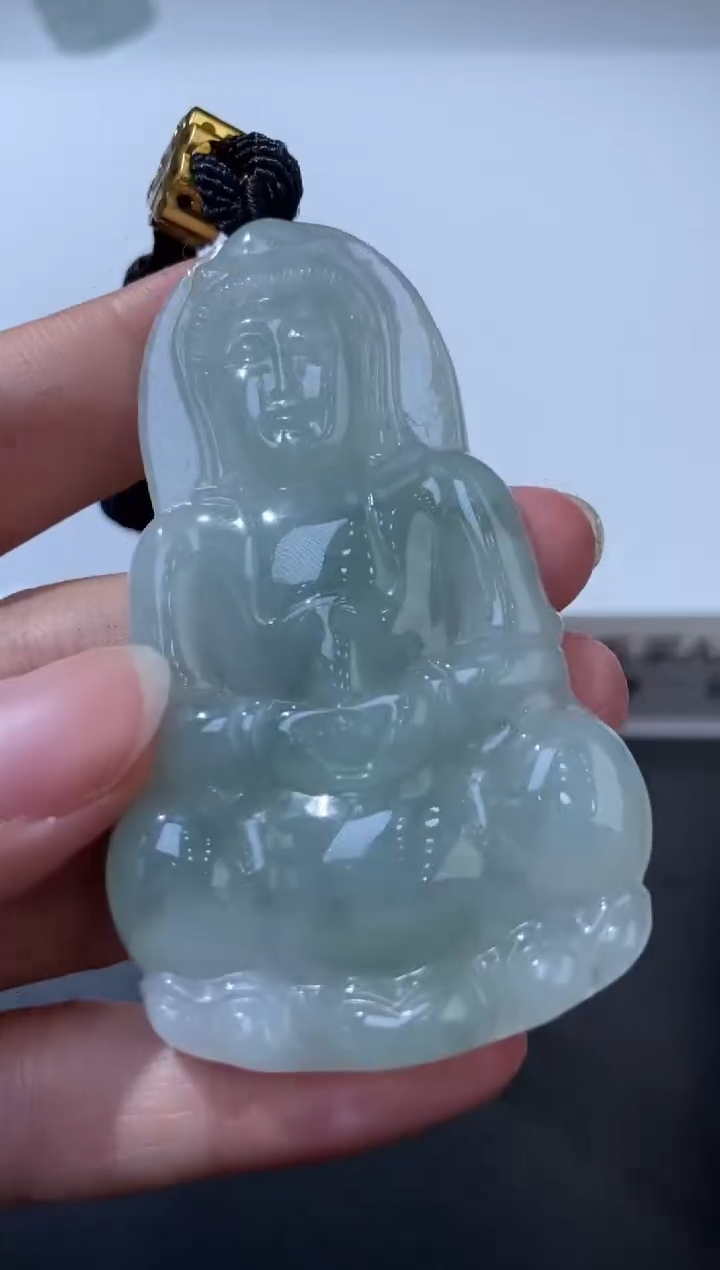 未镶嵌挂件翡翠376679    多人 