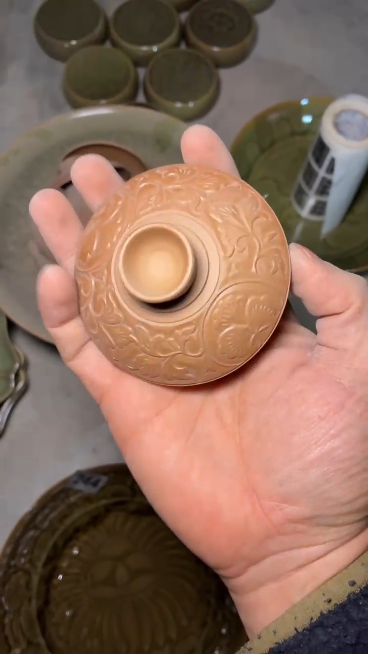 耀州窑仰山无釉盖子