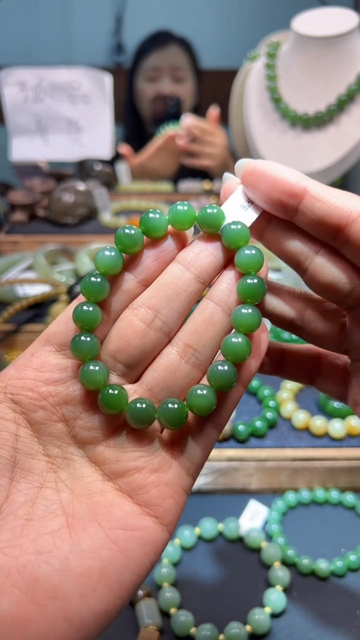 未镶嵌手串和田玉1