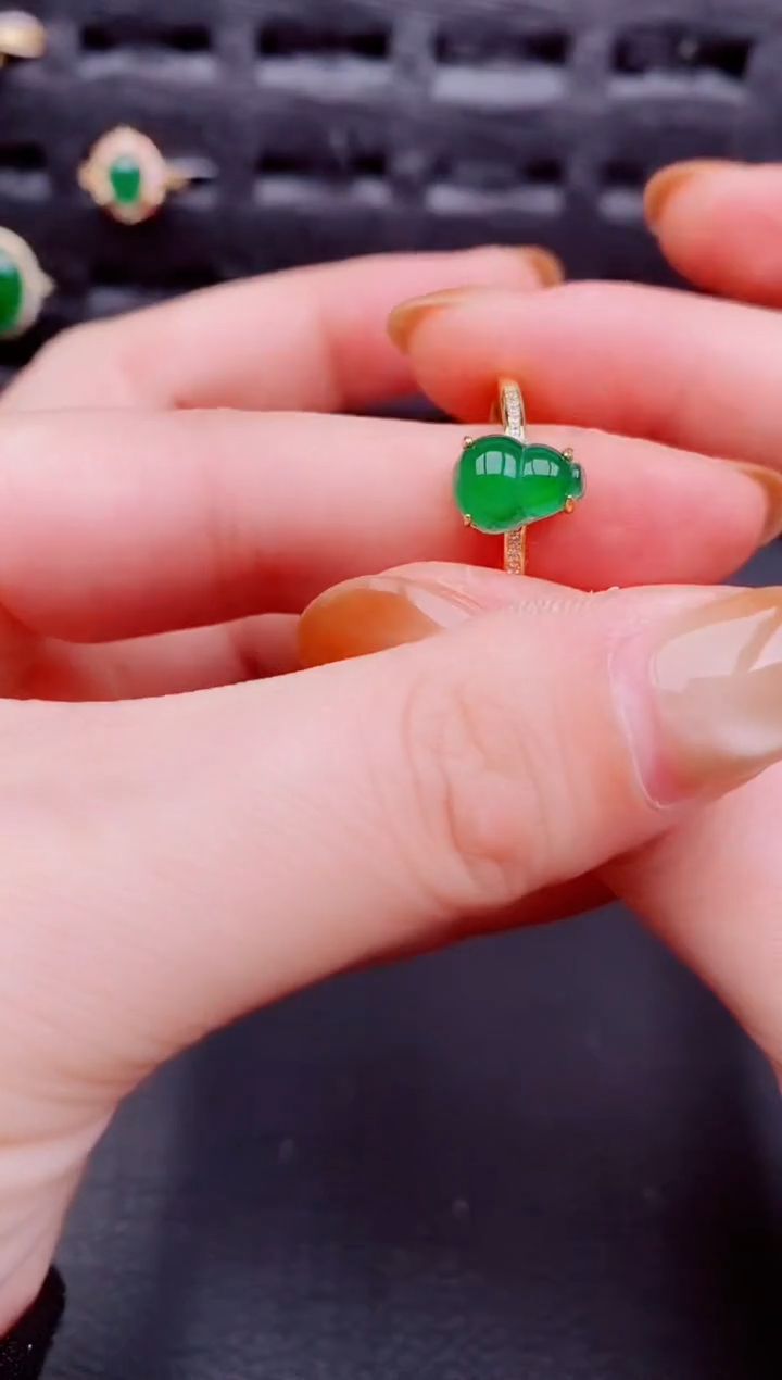 【闪购商品】翡翠戒指银S925镶嵌天然a货翡翠298