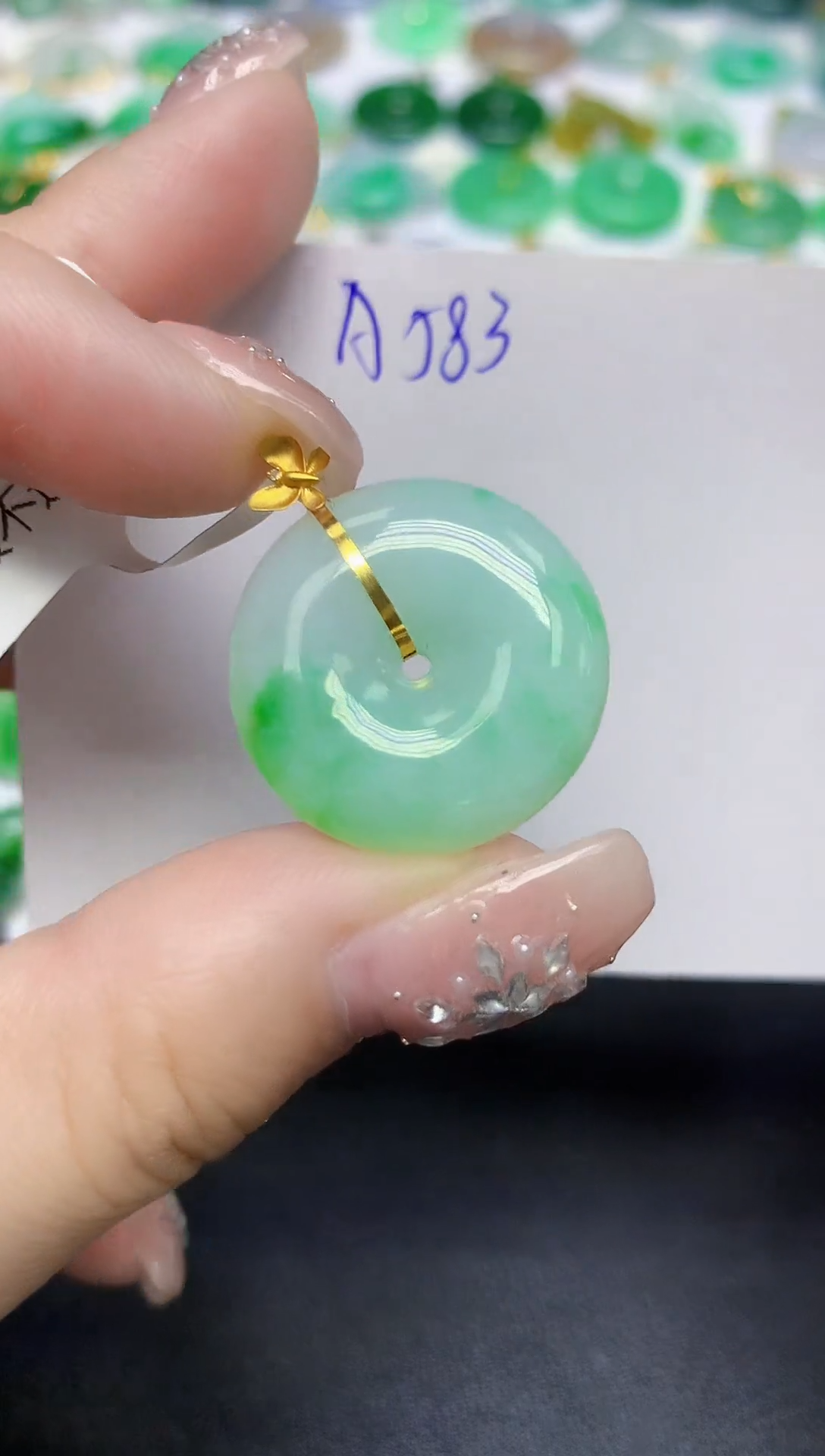 颈饰18K金镶嵌翡翠天然缅甸翡翠A货翡翠百元以上9元证书费自理