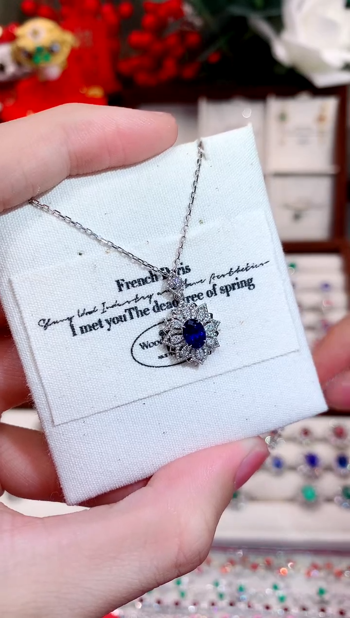 【闪购商品】蓝宝石项链18K金镶嵌0.78ct/天然宝石/七天无理由