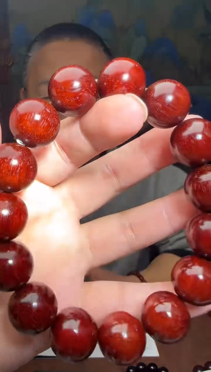 【闪购商品】小叶紫檀手串/手链1.5*15颗原汁原味泥料