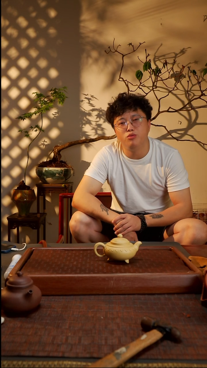 茶壶紫砂XJ  本绿 云肩如意