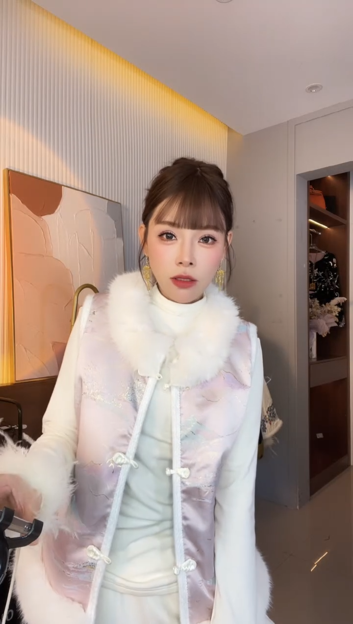 9808 拼毛马甲 L 105-115