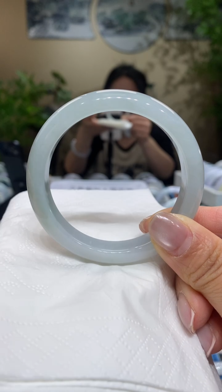【闪购商品】翡翠手镯未镶嵌翡翠53-54