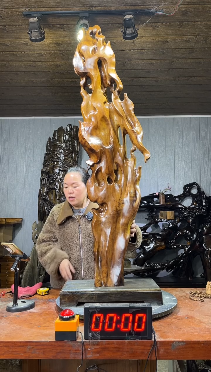 金丝楠小**阳阴沉木随型摆件