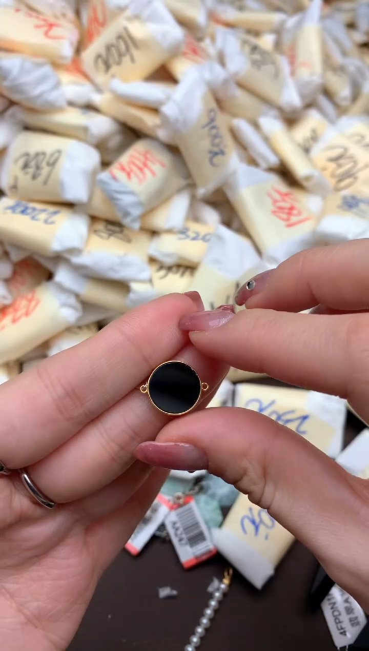 【闪购商品】翡翠戒指18K金镶嵌一