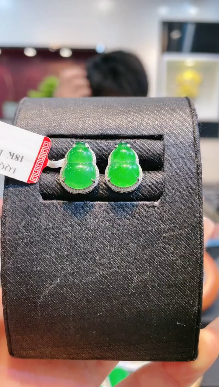 【闪购商品】翡翠颈饰18K金镶嵌A29天然A货翡翠耳饰