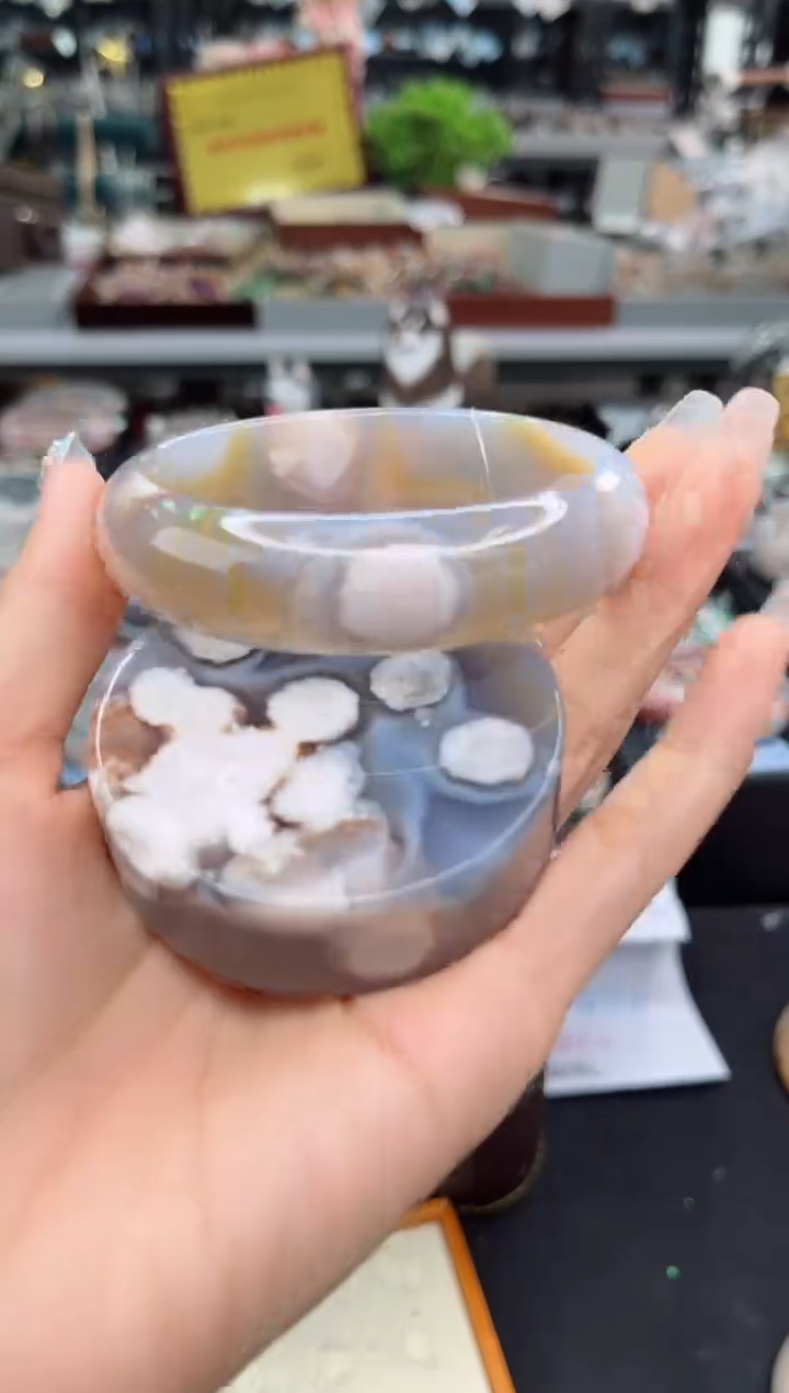 【闪购商品】石英质玉手镯未镶嵌63圈口（赠品镯心）3918238