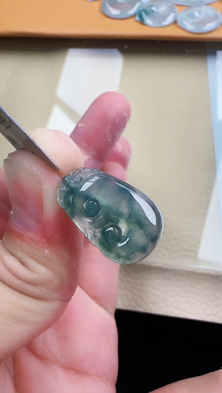 【闪购商品】翡翠颈饰未镶嵌翡翠