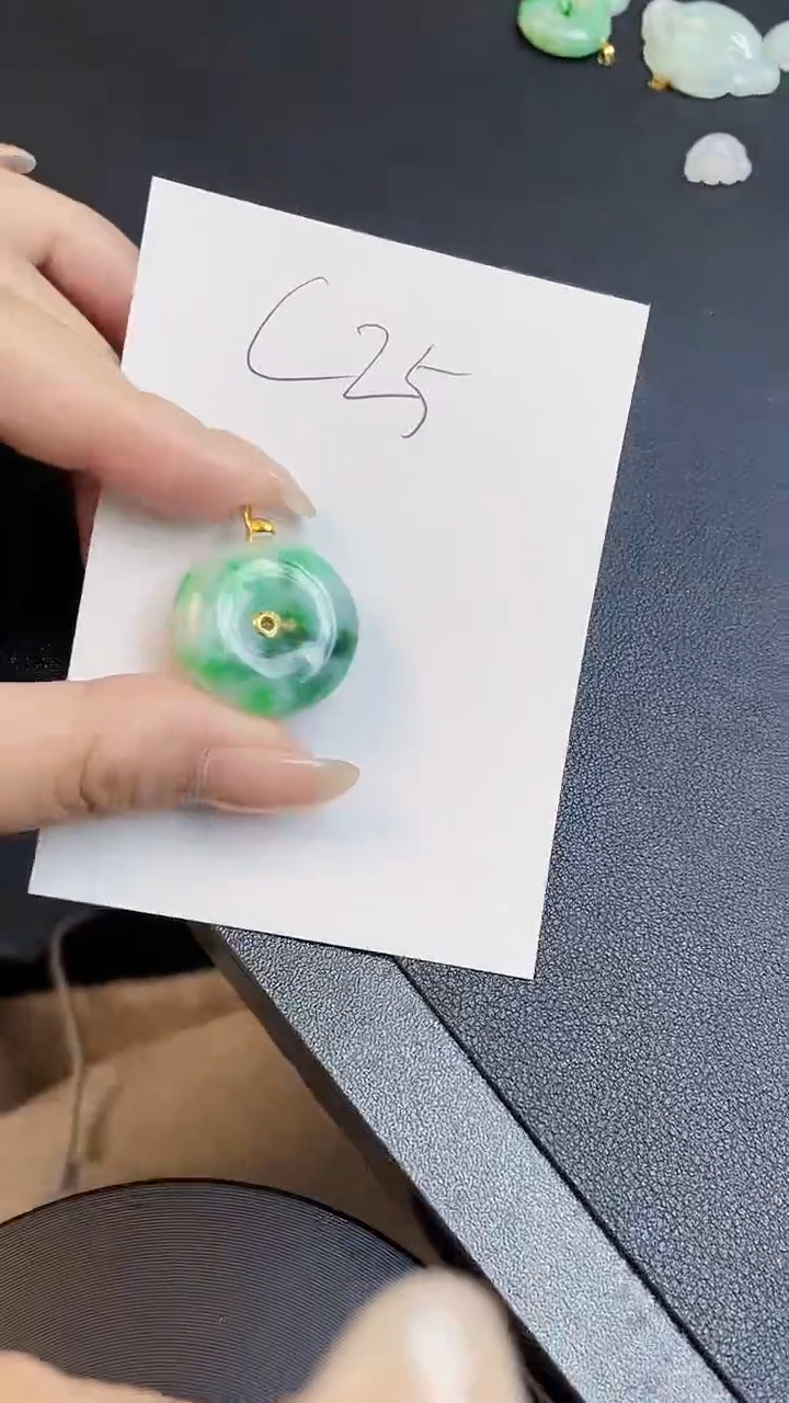 【闪购商品】翡翠耳饰18K金镶嵌00000000