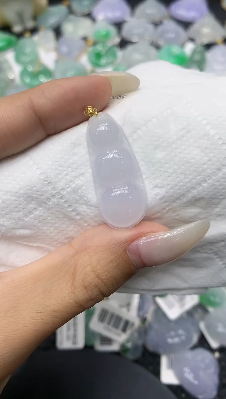 颈饰18K金镶嵌翡翠11111111111