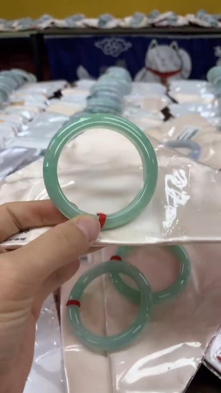 【闪购商品】翡翠手镯未镶嵌翡翠手镯