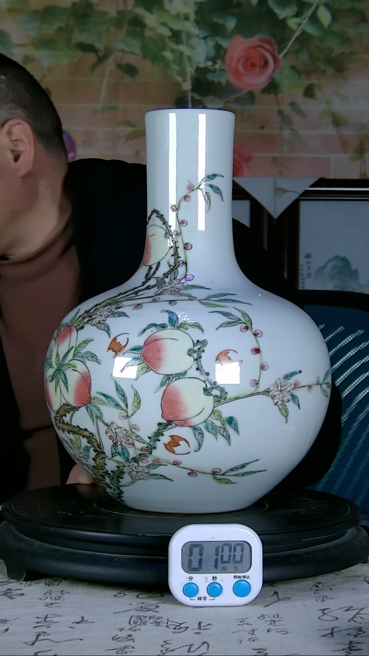 【闪购商品】瓶粉彩精绘桃字奶瓶