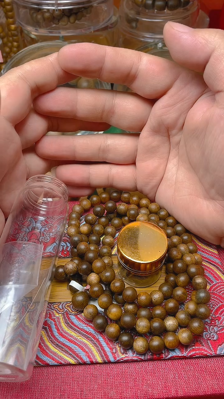沉香手串芽庄白棋0.8沉水B08416110
