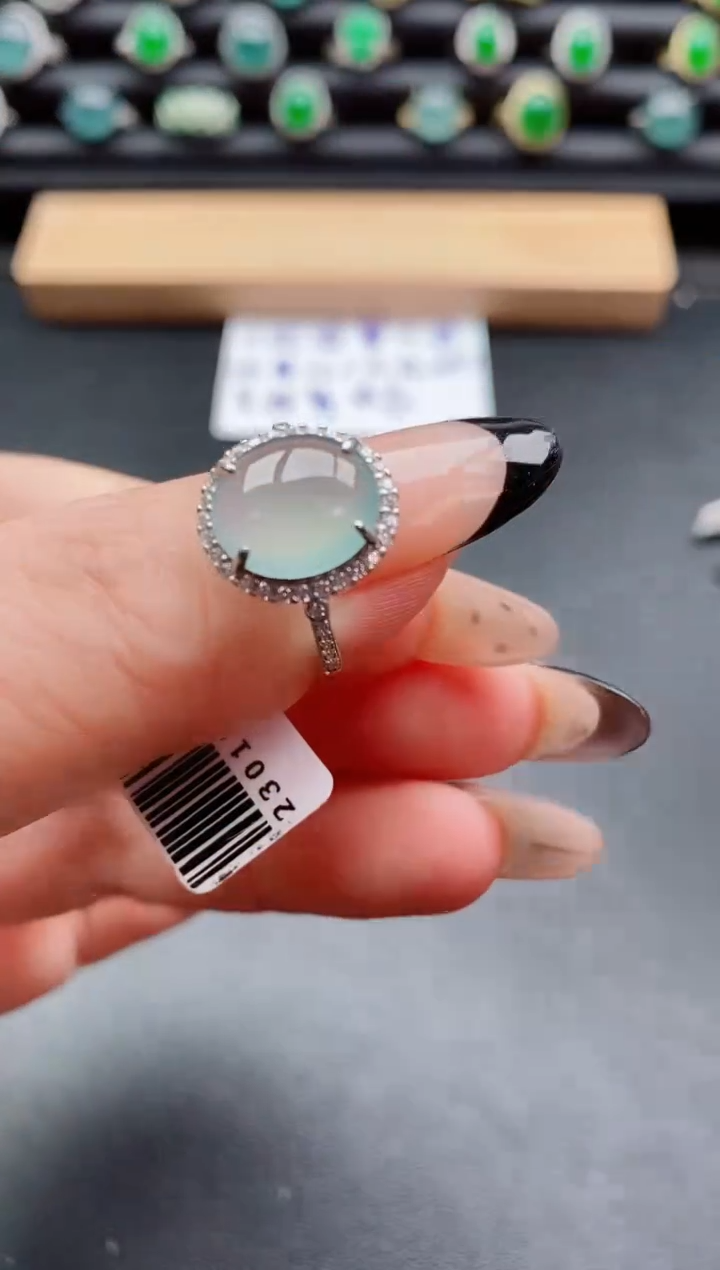 银S925镶嵌戒指翡翠1