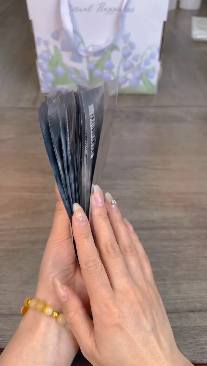 瓷片新号开播漏不停@@CQ579