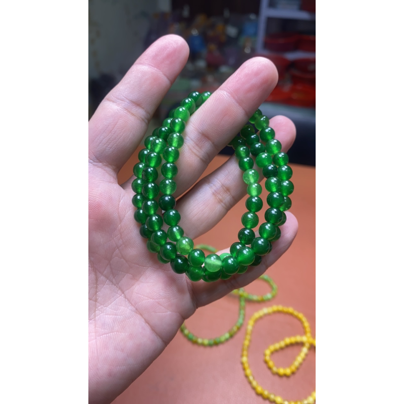71  6 冰绿三圈手串