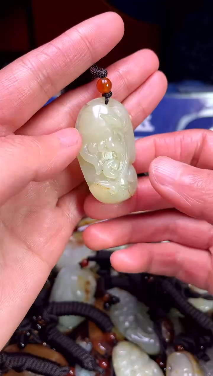 【闪购商品】和田玉颈饰未镶嵌23