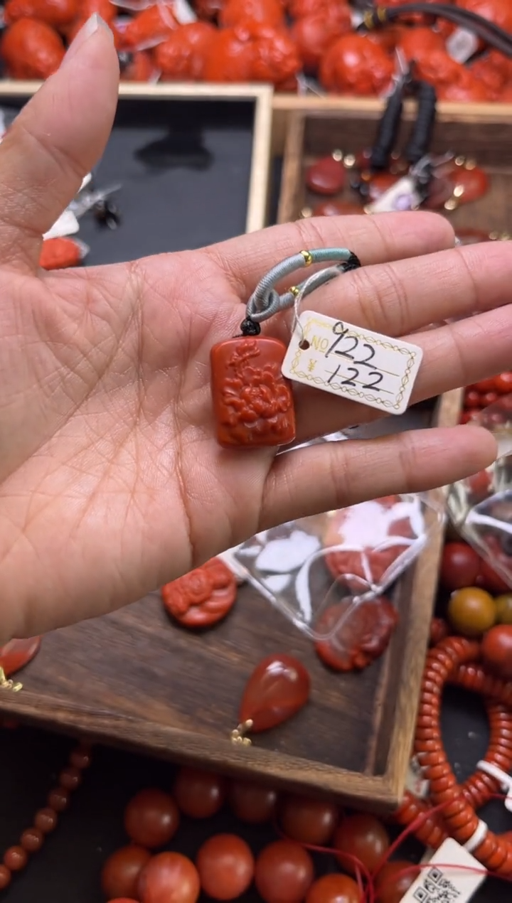 【闪购商品】南红玛瑙珠宝奇石未镶嵌922