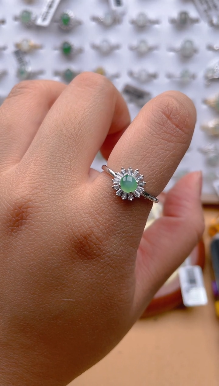 【闪购商品】翡翠戒指银S925镶嵌111111