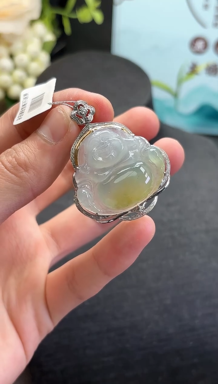 【闪购商品】翡翠颈饰18K金镶嵌佛公