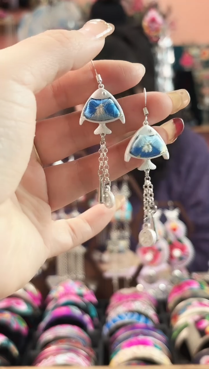 艺枝独绣手工饰品457