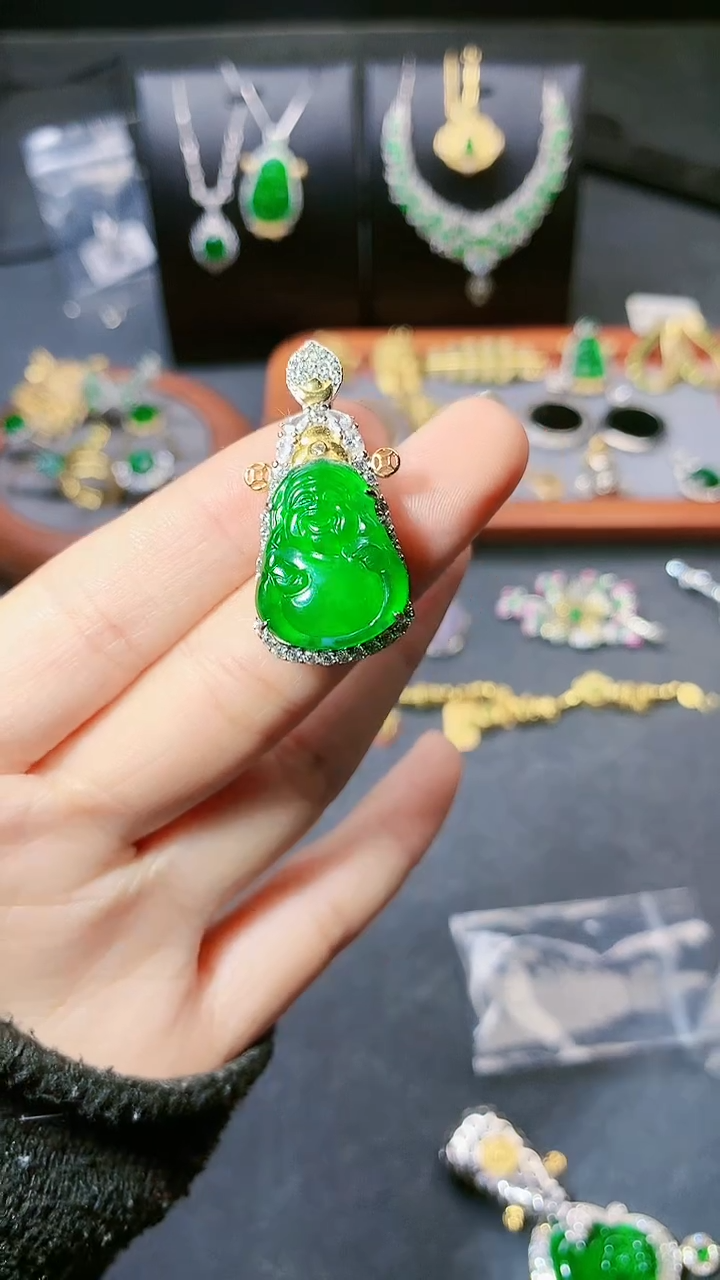 【闪购商品】翡翠吊坠(赠链)银S925镶嵌吊坠