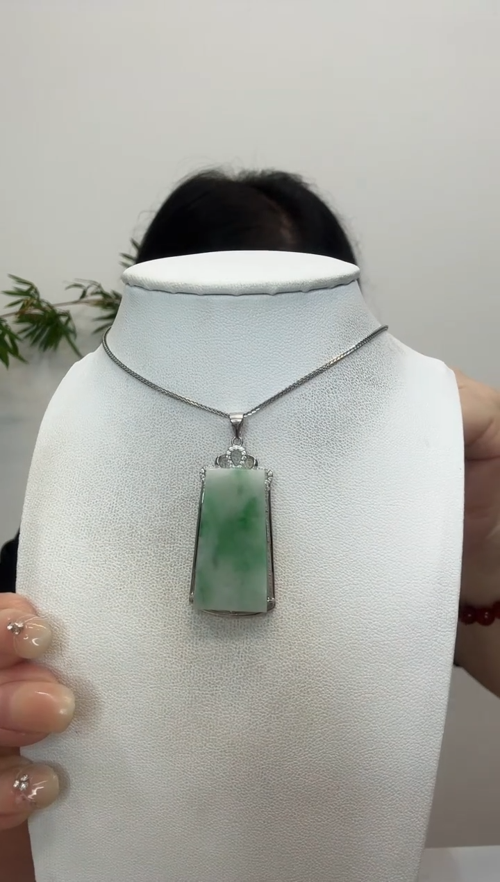 翡翠银S925镶嵌吊坠(赠链)无事牌
