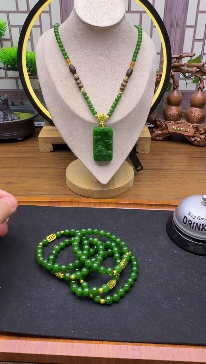 14K金镶嵌手链和田玉L01       