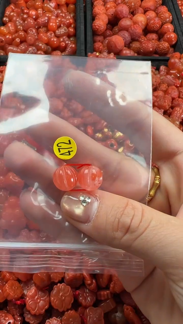 【闪购商品】南红玛瑙颈饰未镶嵌2