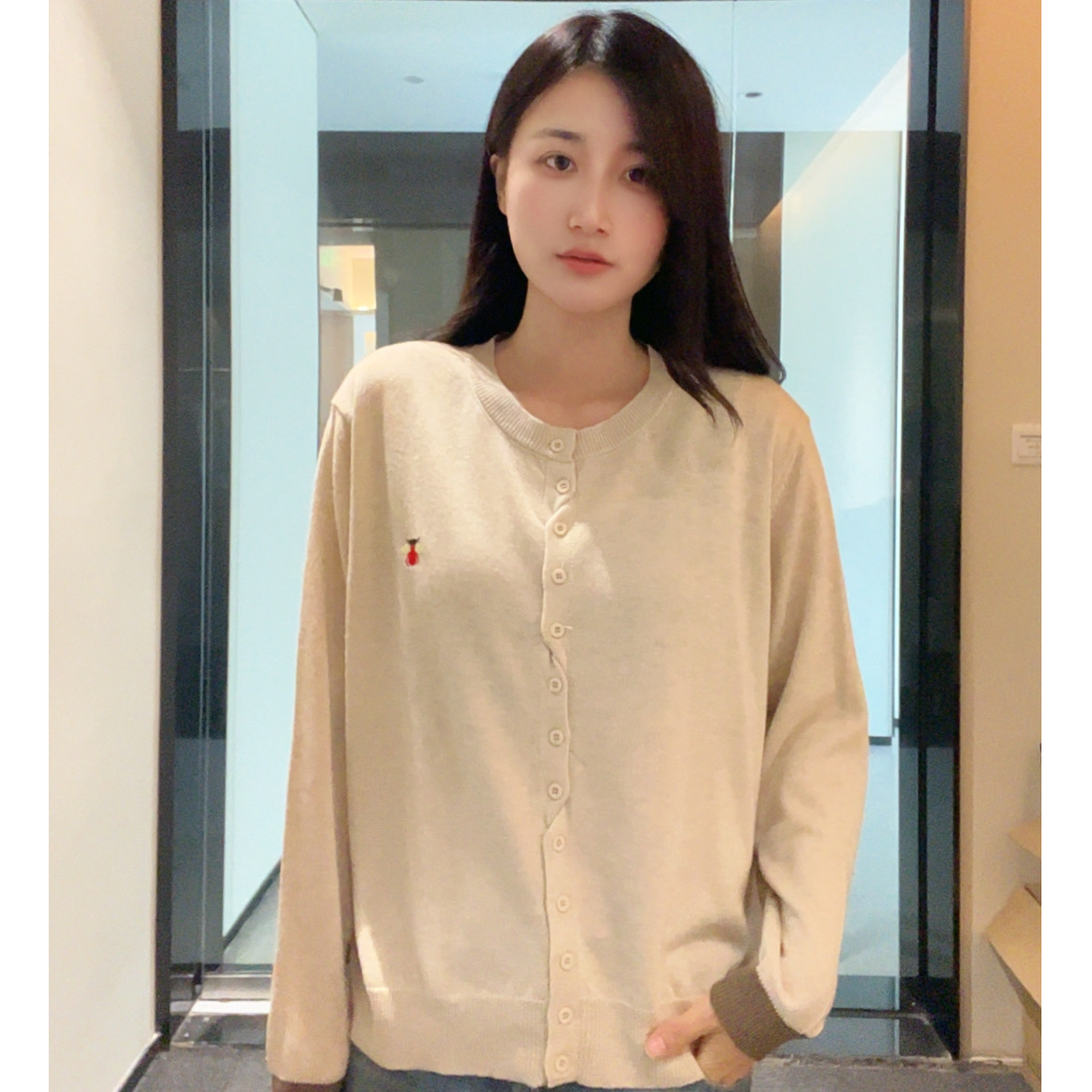 清 秋冬款刺绣纯色长袖女秋季拼接毛针织衫百搭毛衣衬衫