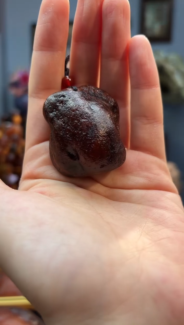 琥珀颈饰未镶嵌吊坠