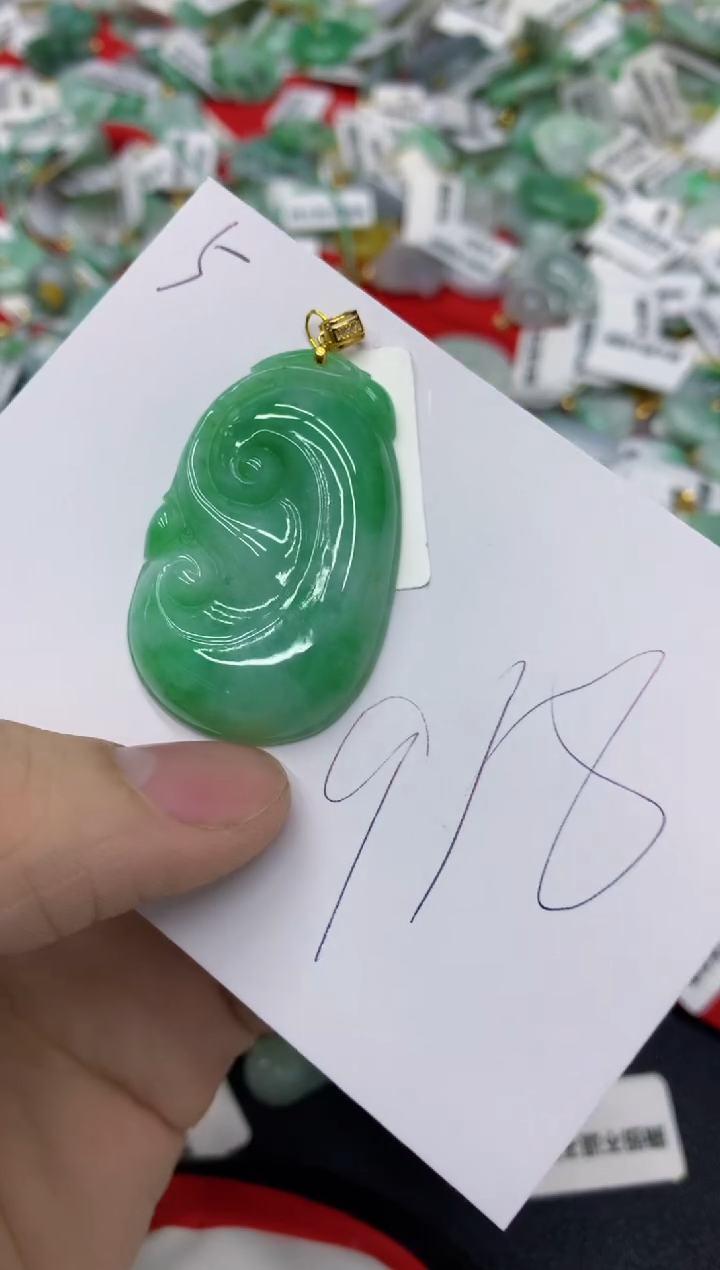 【闪购商品】翡翠颈饰18K金镶嵌1111111111